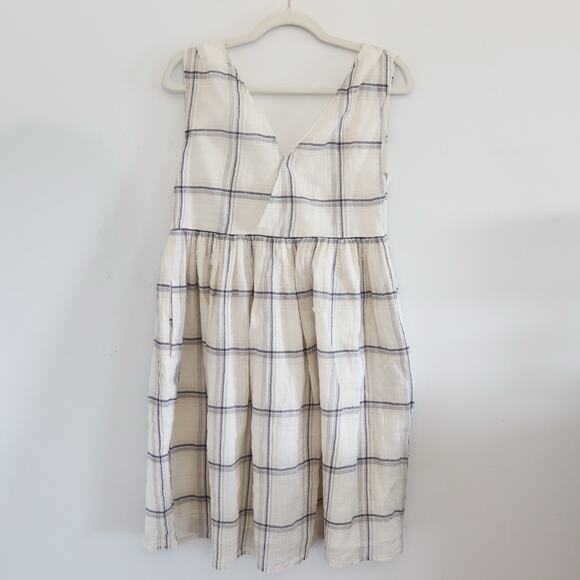 Darling Flight Dress White Plaid XS - Picture 5 of 9